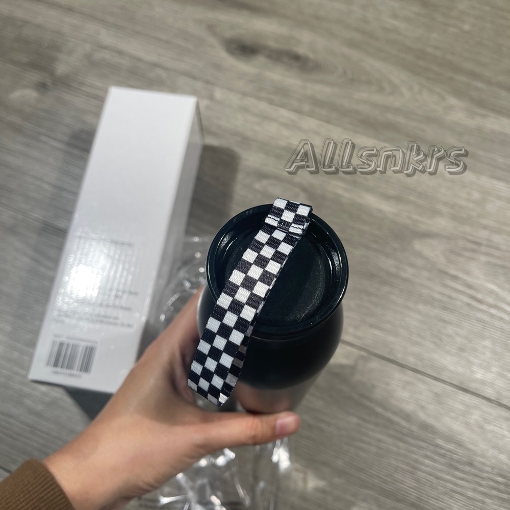 Vans Family Aluminum Water Bottle New in box - Picture 4 of 5